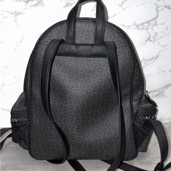 guess mini backpack Factory Evan Color-Block Crossbody leather backpack is made in a mid GUESS womens Manhattan Large Backpack,
